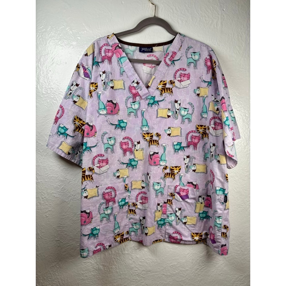 Tafford Uniforms Scrub Top 3XL Cats Lavender Vet Tech Nurse Pediatric Healthcare